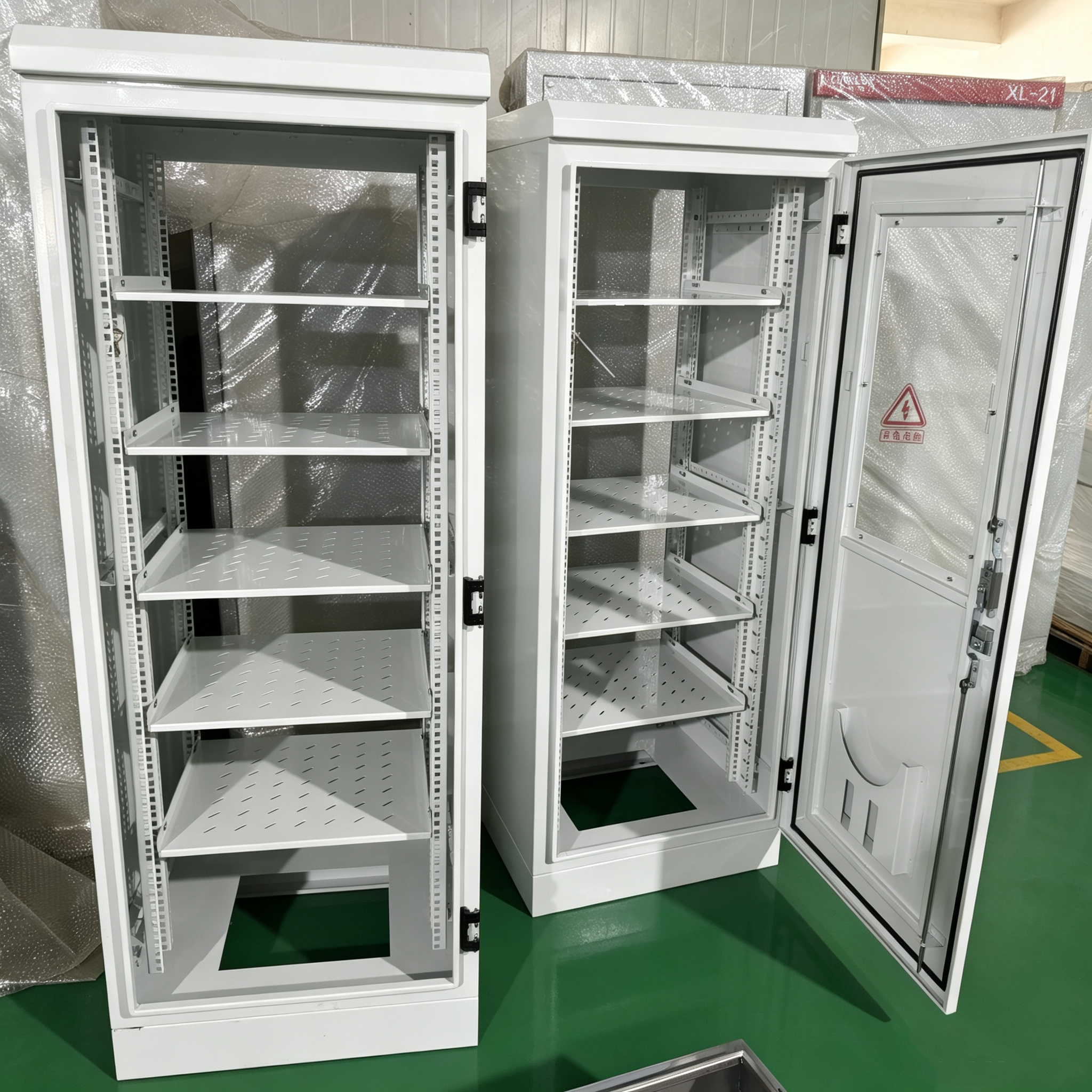 Perché scegliere finestre di osservazione in acciaio inossidabile 304 e vetro per gli armadi di distribuzione?