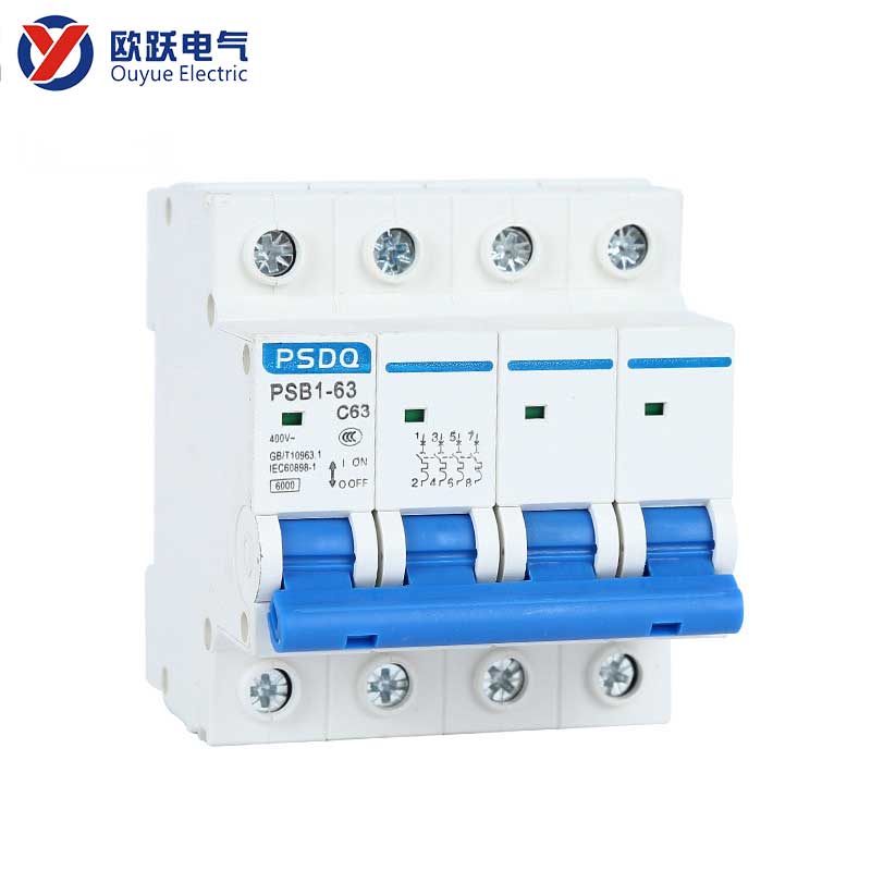 Piccolo interruttore automatico 4P